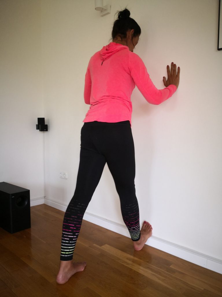 Stretching exercises for plantar fasciitis MORE FUN 2 RUN