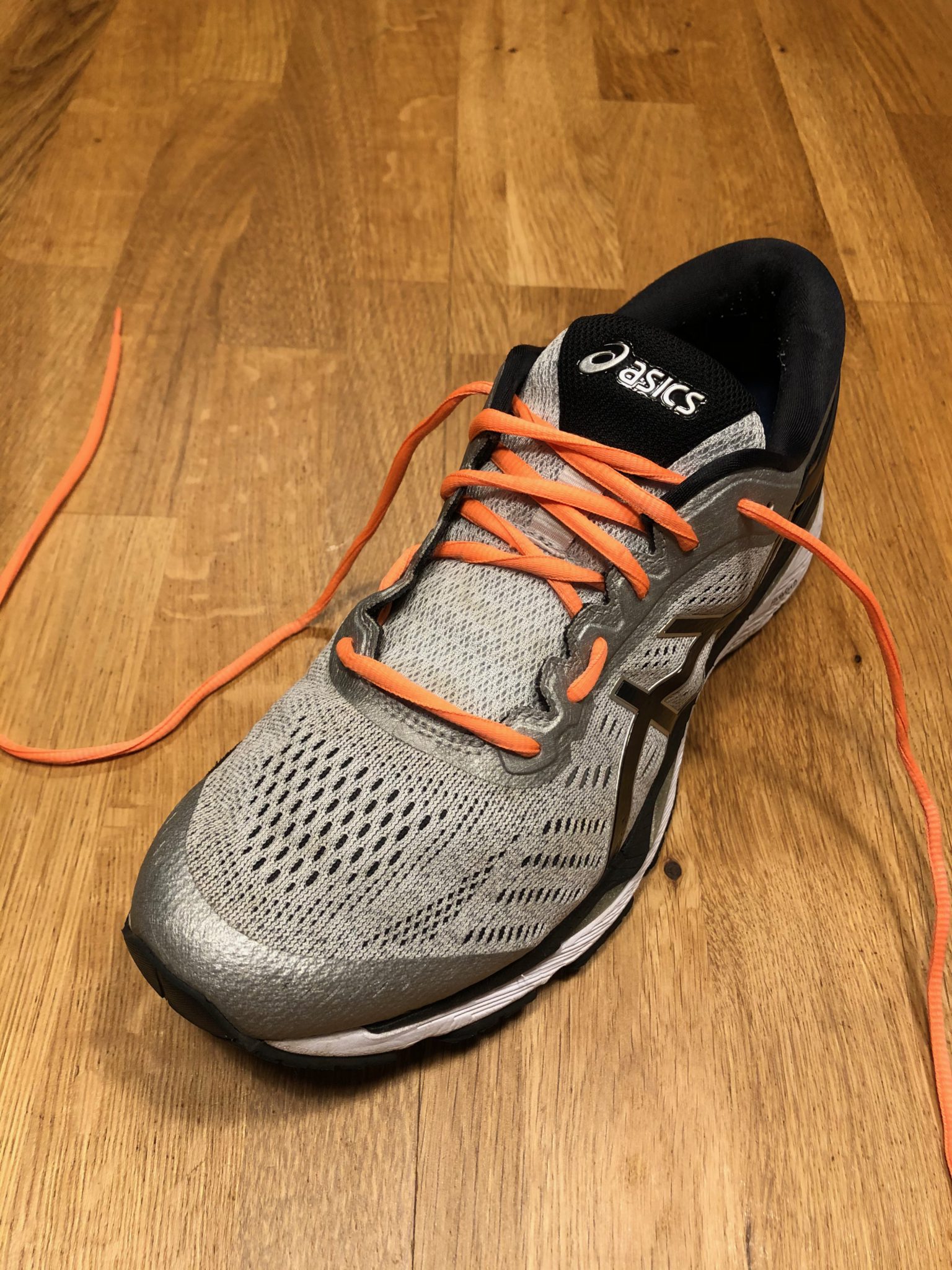 Running shoe lacing methods to tackle fit problems | MORE FUN 2 RUN