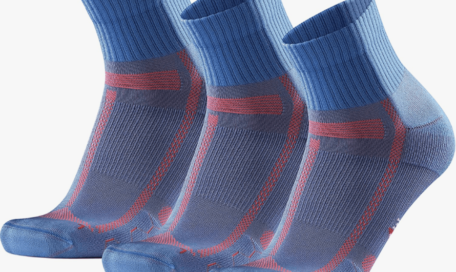 Good quality running socks,  a must-have for every athlete